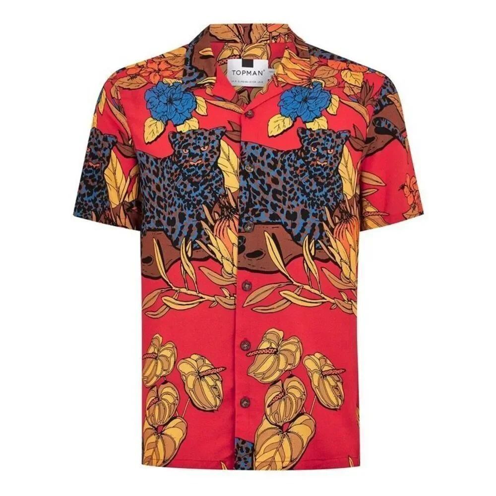 ✨TOPMAN Red Panther Revere Short-Sleeved Sz Small Shirt✨